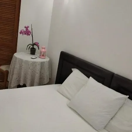 Апартаменты Apartamento De 1 Quarto Para Ferias Costa Caparica 2 Minutos Da Praia