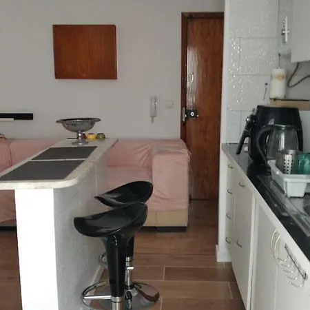 Апартаменты Apartamento De 1 Quarto Para Ferias Costa Caparica 2 Minutos Da Praia
