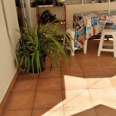 Apartamento De 1 Quarto Para Ferias Costa Caparica 2 Minutos Da Praia * Costa da Caparica