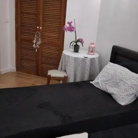 Apartamento De 1 Quarto Para Ferias Costa Caparica 2 Minutos Da Praia *